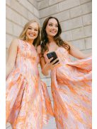 Evelin – farebné vzorované maxi šaty s výstrihom v tvare srdca a volánikovou sukňou