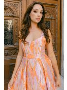 Evelin – farebné vzorované maxi šaty s výstrihom v tvare srdca a volánikovou sukňou