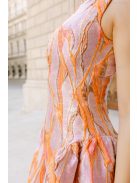 Niko – žakárové mini šaty so zlatým abstraktným vlnovým vzorom