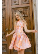 Niko – žakárové mini šaty so zlatým abstraktným vlnovým vzorom