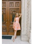 Niko – žakárové mini šaty so zlatým abstraktným vlnovým vzorom